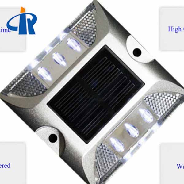 <h3>Square Solar Road Stud Light For Walkway In UAE-RUICHEN Solar </h3>
